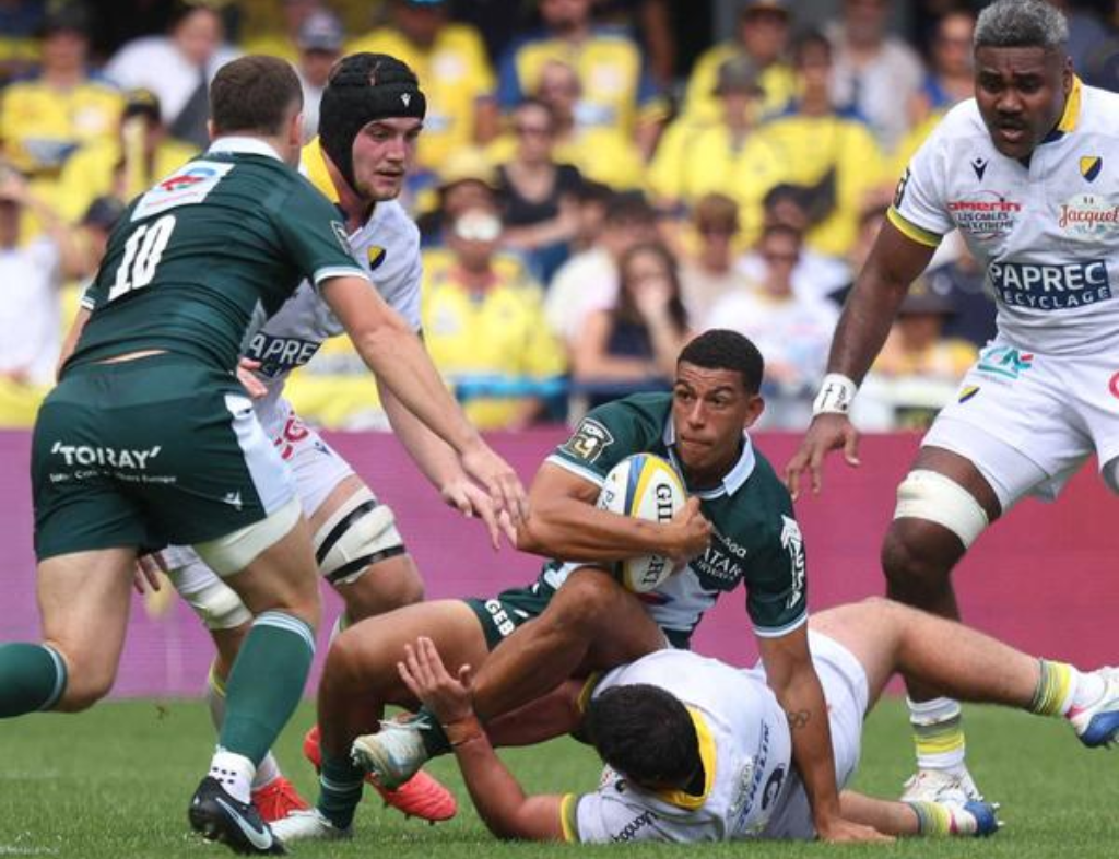 Match pau vs clermont